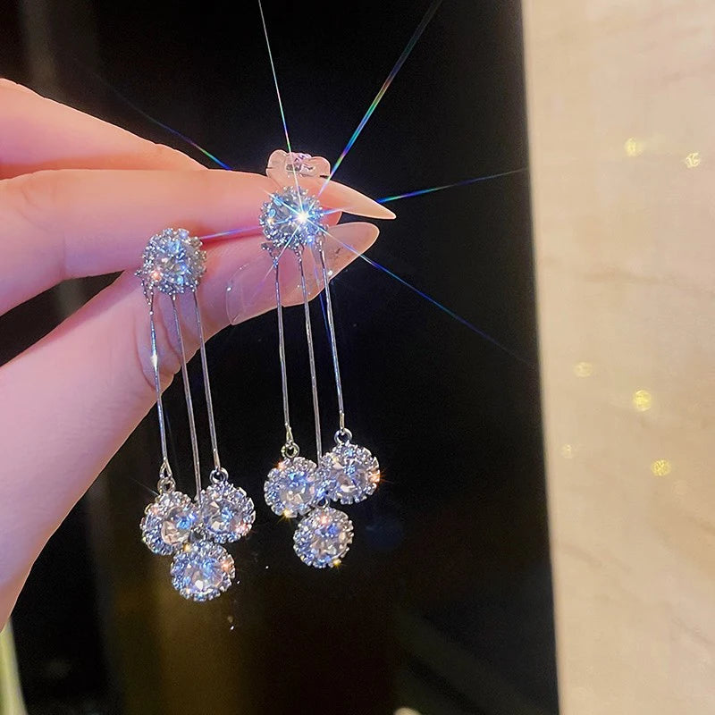 Luxurious Round Rhinestone Tassel Dangle Stud Earrings For Women