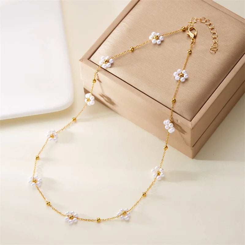 Sweet Cute Crystal Pearl Flower Bracelets for Women.