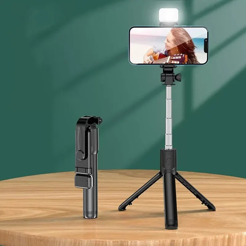 Selfie Stick with Light Bluetooth Remote