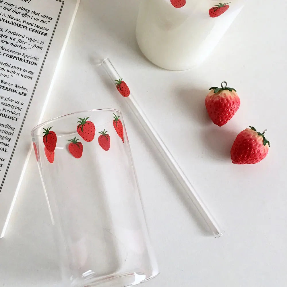 300ml Strawberry Glass Cup With Straw