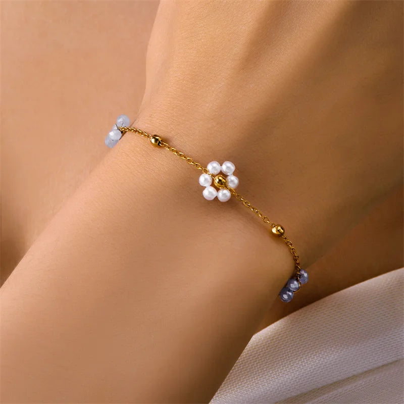 Sweet Cute Crystal Pearl Flower Bracelets for Women.